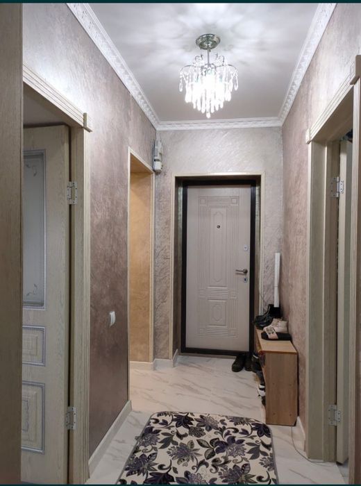 Продам 4 комнатную квартиру