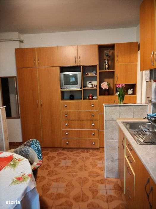 3 camere decomandate în Pajura | Etaj 1/3 | Parcare proprie | M4