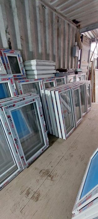 Продаю окна двери витражи