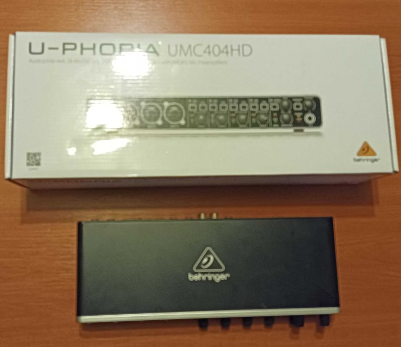 Interfață audio USB Behringer U-Phoria UMC404HD - Ca NOUĂ, în Garanție!
