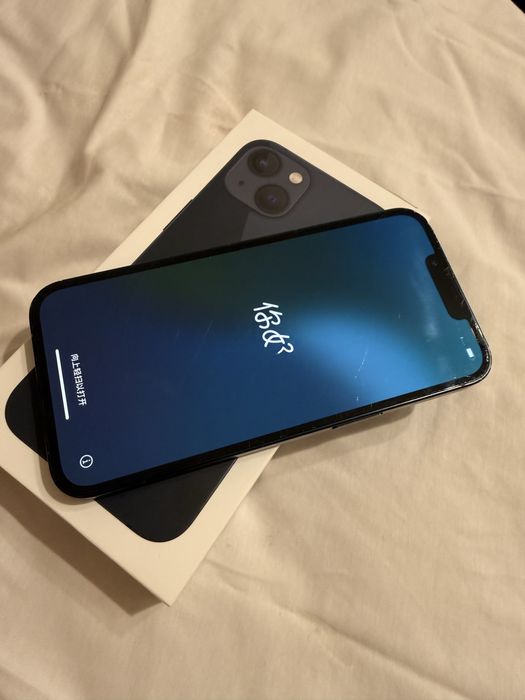 Продам iphone 13