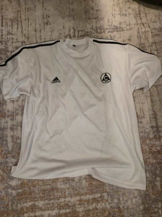 Тениска на Славия