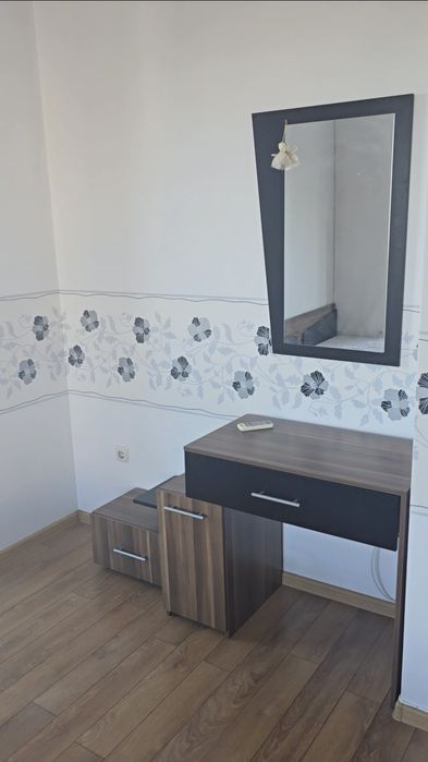 Спален комплект – гардероб,  легло 160/200, тоалетка, нощни шкафчета