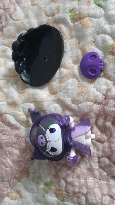 'Куроми фигурка'