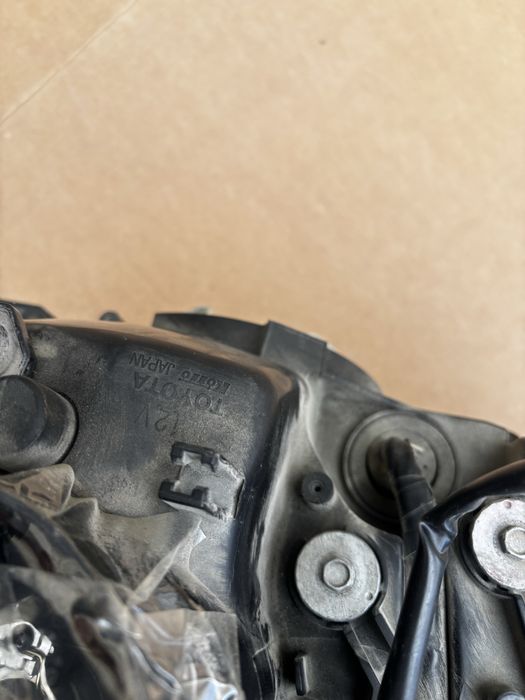 Фары на lexus lx 570