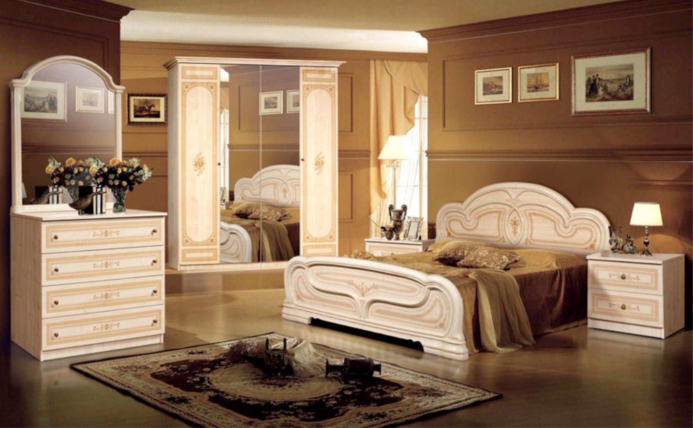 Спальный гарнитур