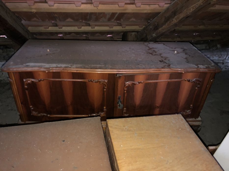 Vitrina Si Dulap si Biblioteca