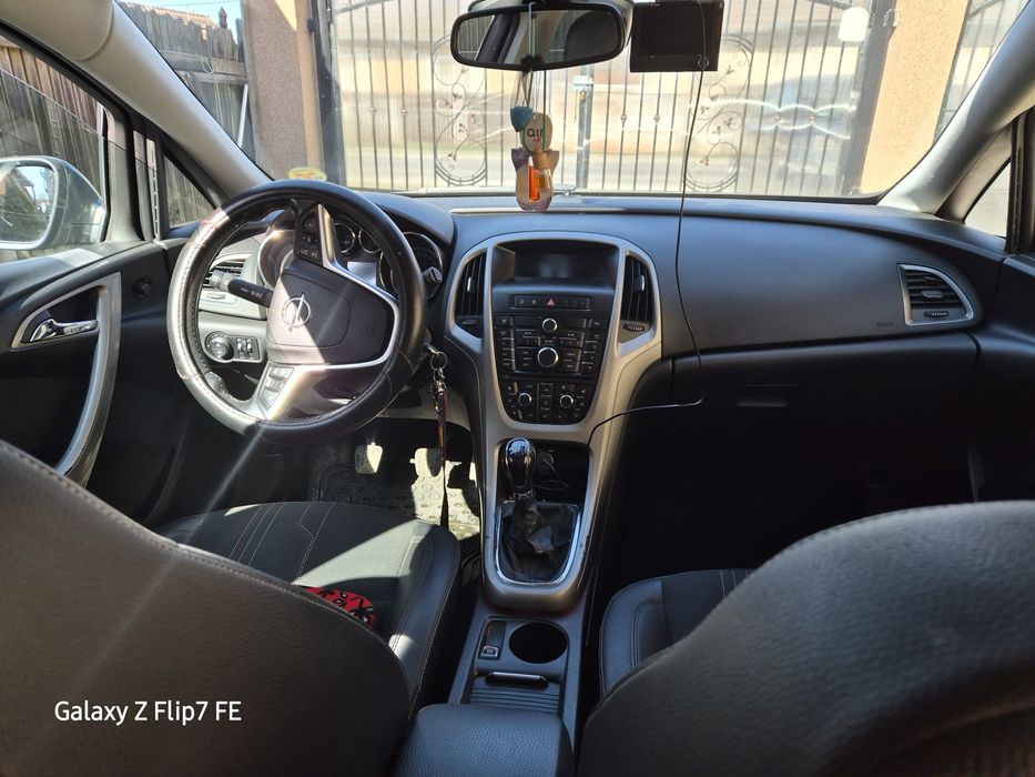 Opel Astra J an 2013