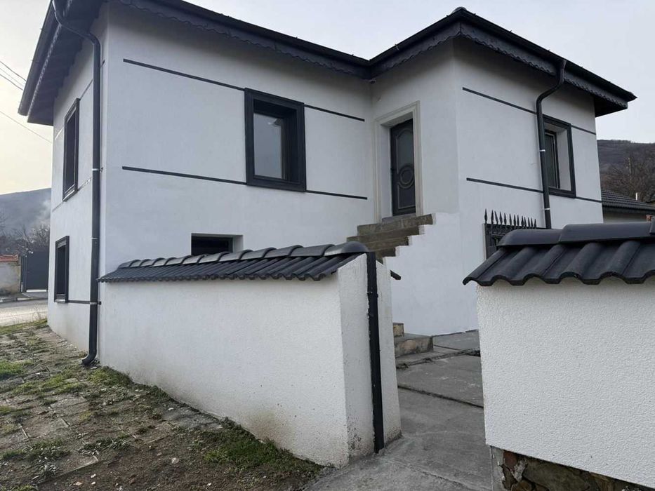 Къща в с. Полянци