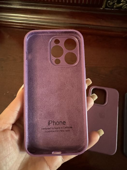 Продам чехлы на iphone 14 pro