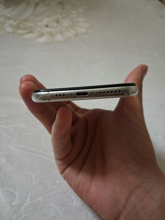 iPhone xs.        ,