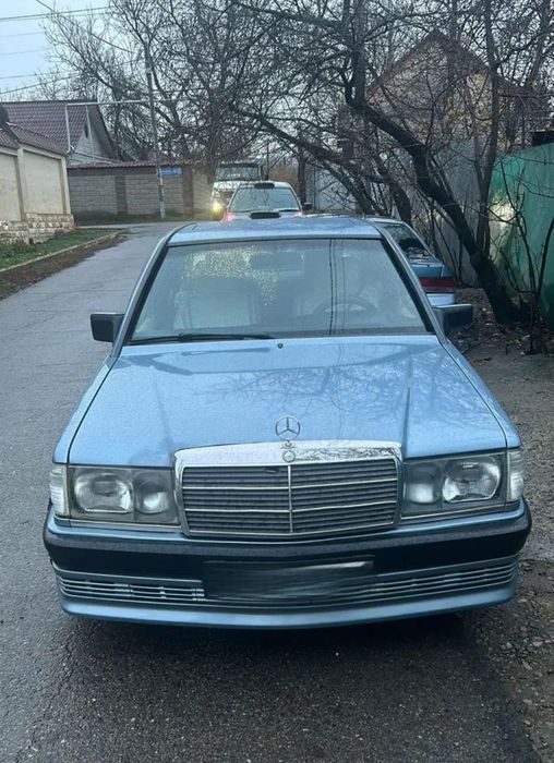 Бампер передний w190 w201 Mercedes мерседес