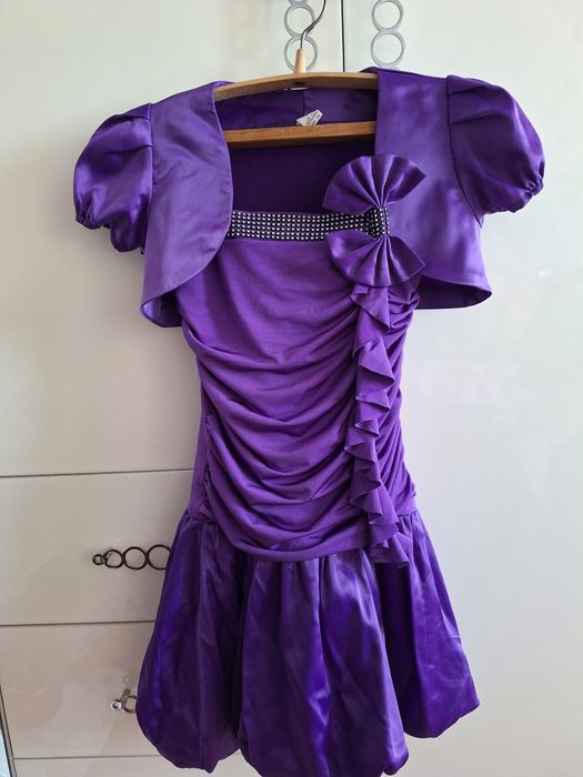 Продам детские праздничные платья