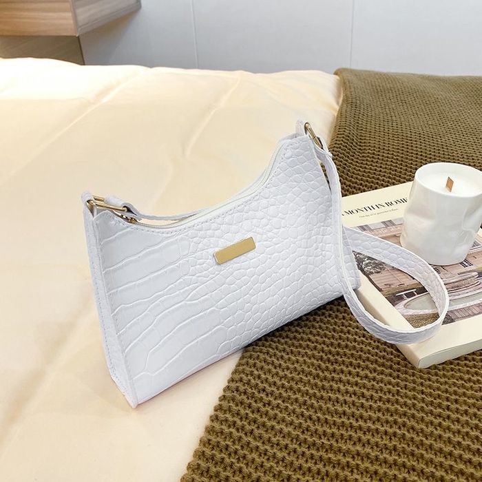 Сумки новые все по 2000тг