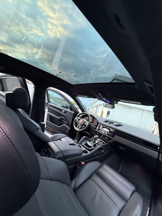 Porsche cayenne coupe