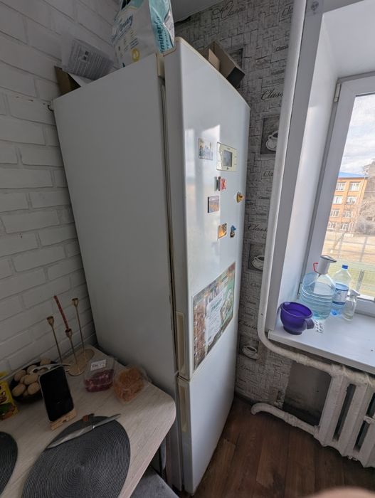 Холодильник LG NO FROST, 194 см высота