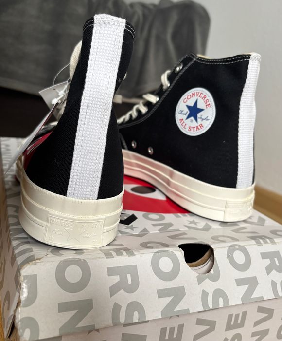 Нови кецове Comme des Garçons Play x Converse