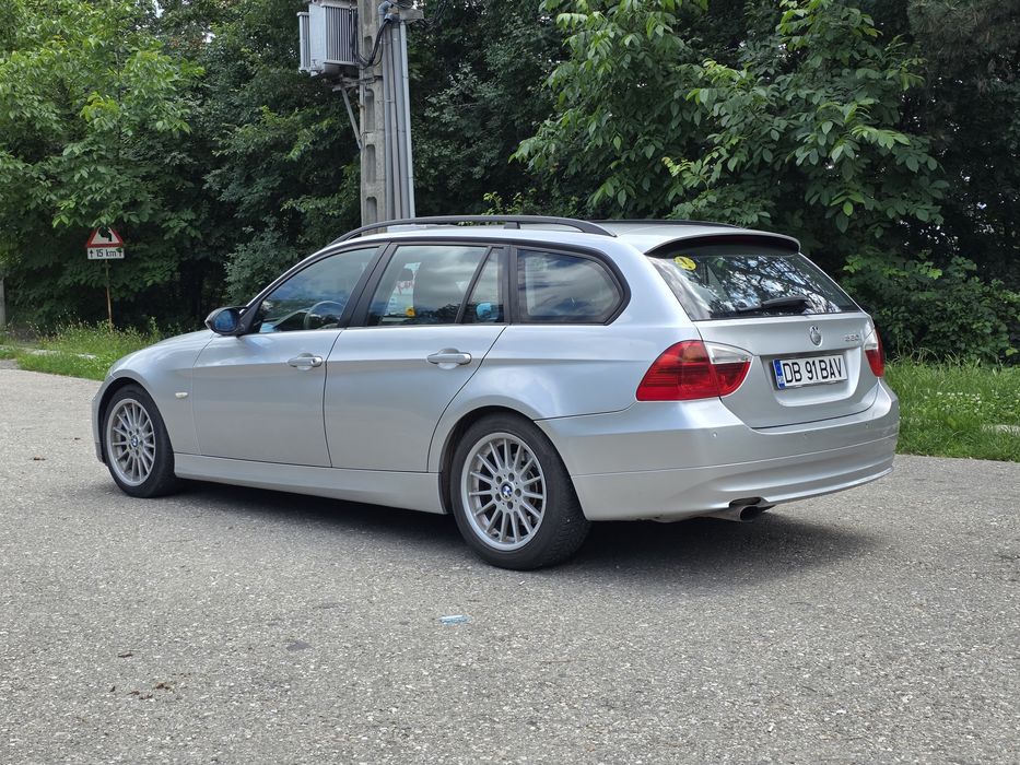 BMW 320i E91 Break (2007) - 150 CP