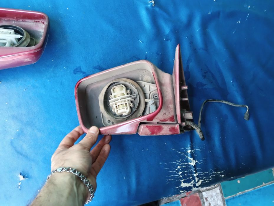 Продам зеркала на БМВ е 34(оригинал)