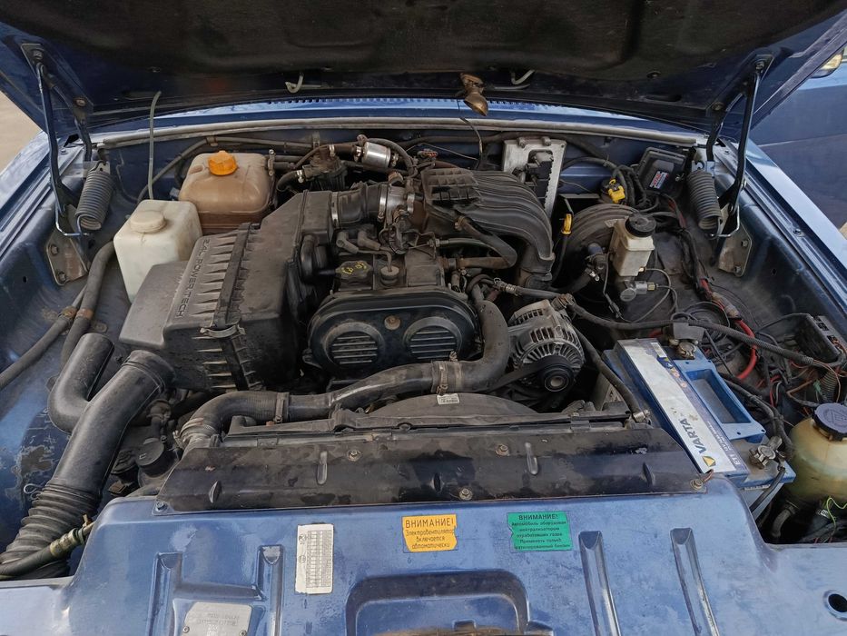 Машина волга 31105