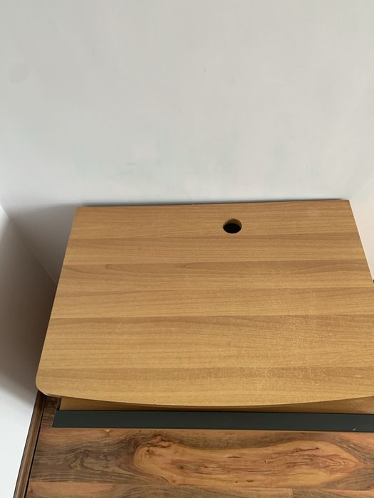 Бюро - за дома или офиса