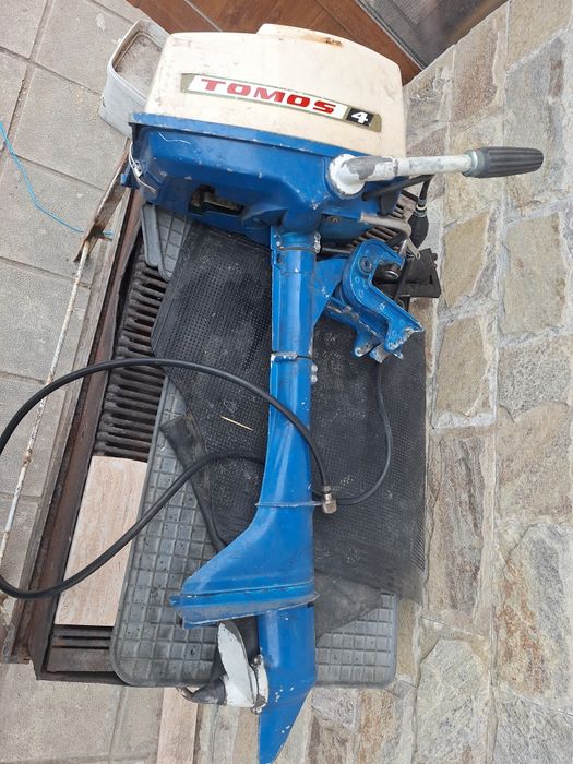 Двигател за лодка