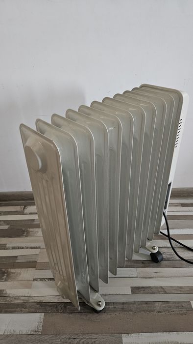 Calorifer electric 2500W ulei 11 elementi
