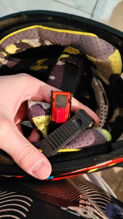 Продам эндуро шлем XXL 63-64 размер