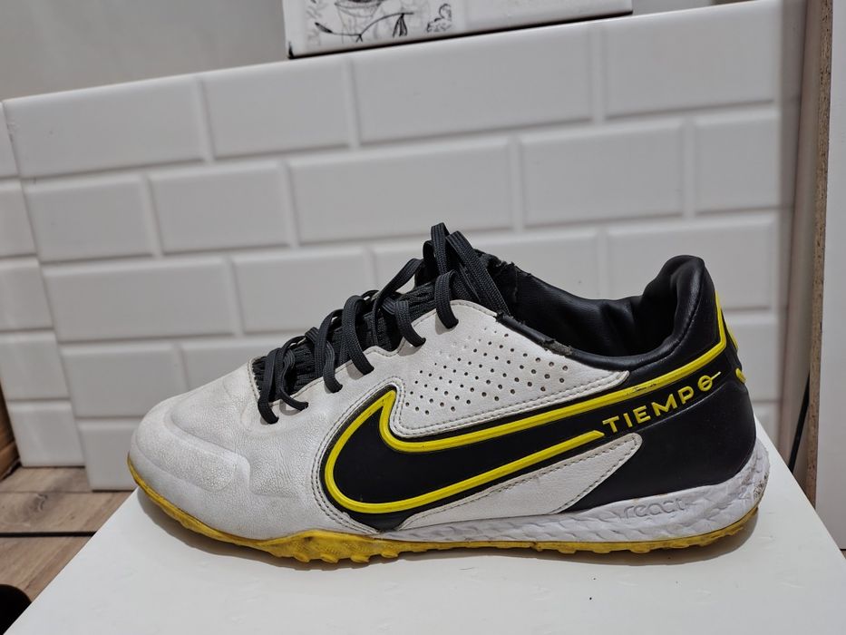 футзалки Nike React Tiempo Legend 9 Pro IC