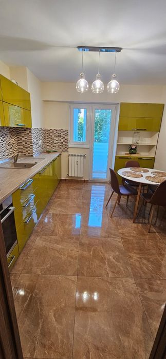 Inchiriez apartament 2 camere decomandat M Bravu Metrou  Piata Muncii