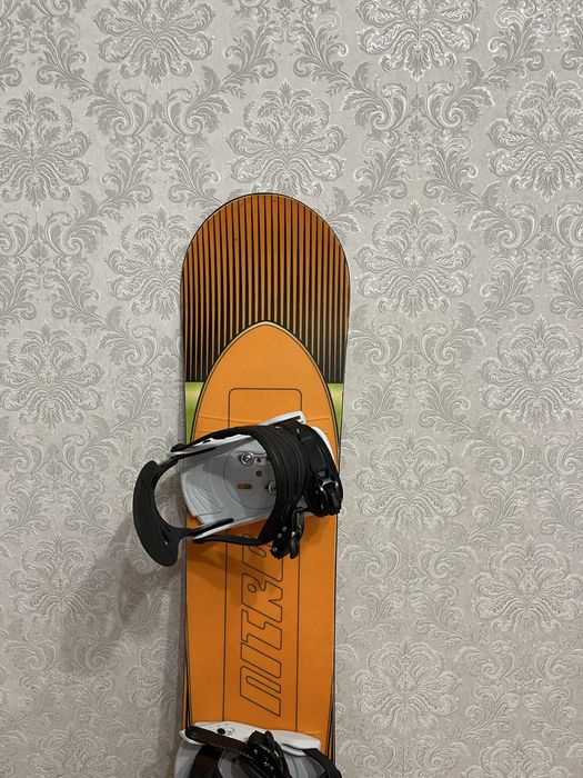 Placa snowboard  copii nitro 120 cm cu legaturi
