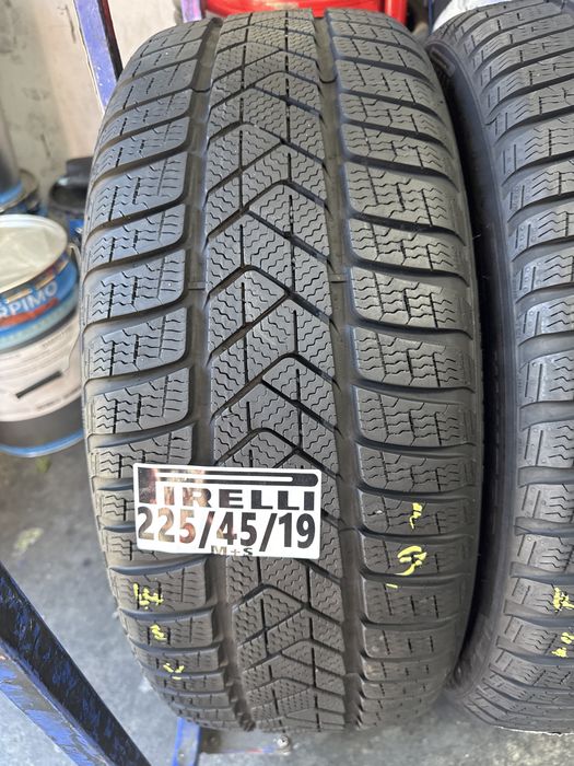 225/45/19 Pirelli M+S
