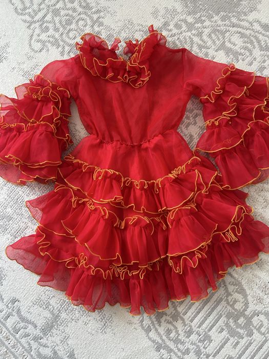 Продам детское платье