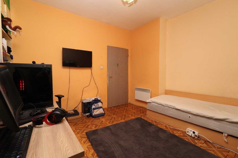 Продава се Двустаен апартамент в София, Люлин 4 - 65 кв.м за 1524 €/кв.м - Снимка #3