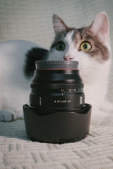 Объектив Viltrox AF 27mm Pro f/1.2 для Sony E