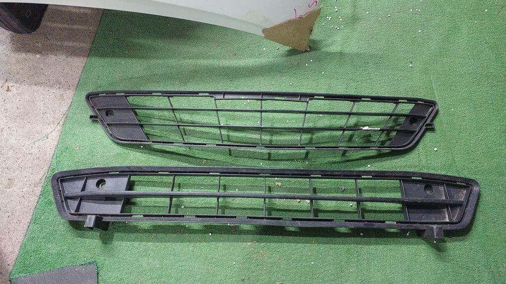 Решетка бампера тойота альфард эстима