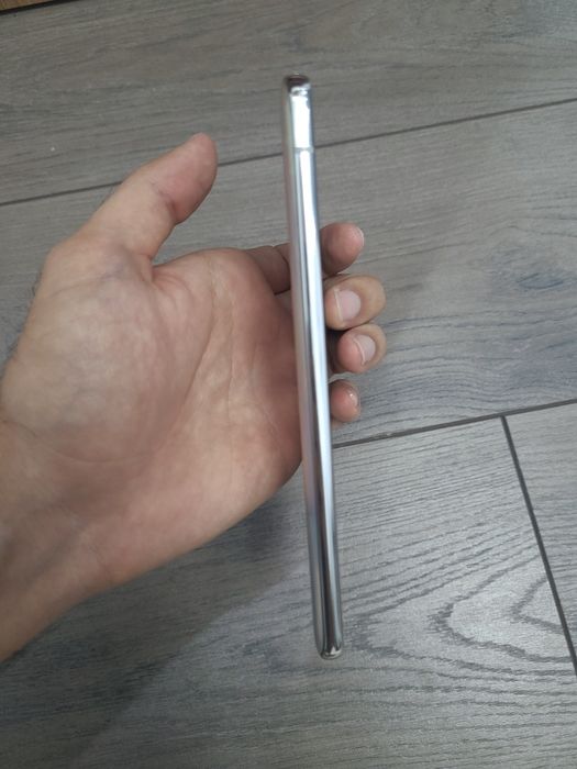 Samsung galaxy A90