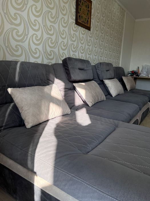 Продам диван бозен