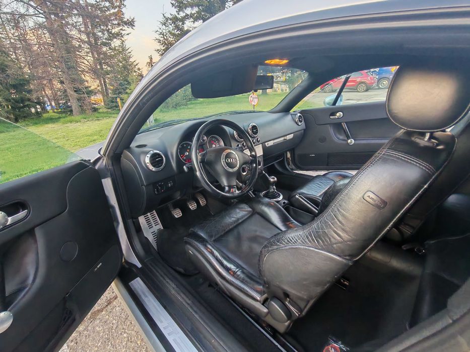 Продавам Audi TT,  1.8 turbo,  1998г