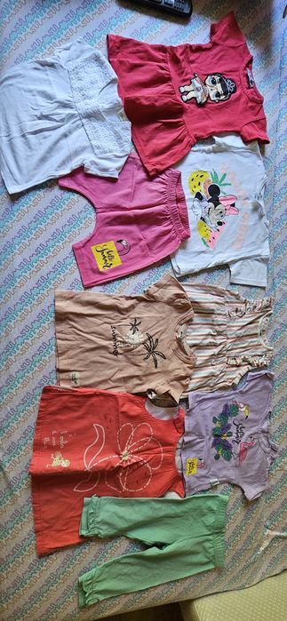 Lot fetita 9-12 luni