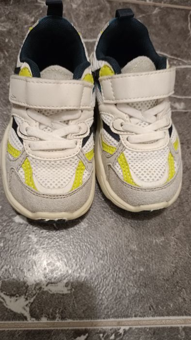 Детски маратонки за момче