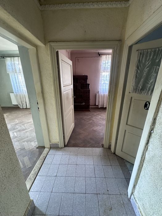Vand apartament in bloc-tip vila-Str.Smirdan, Plopeni.