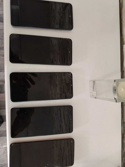 Telefoane pt piese