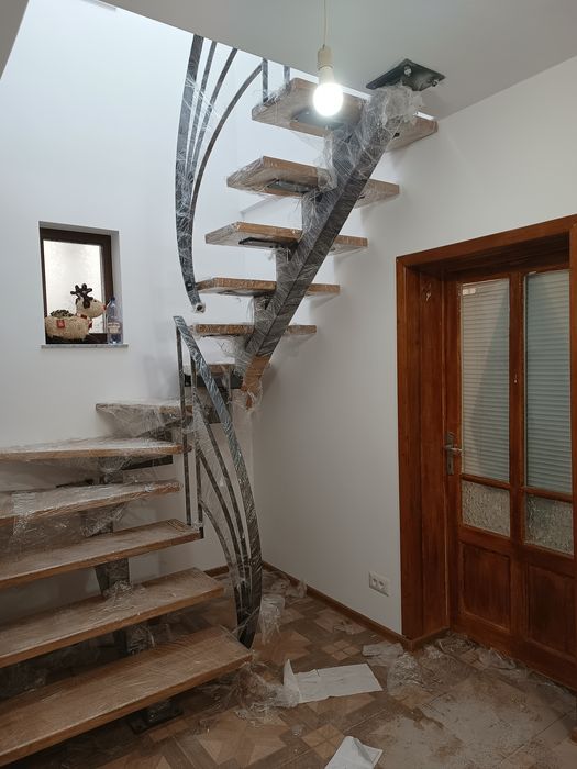 Scări interioare, exterioare