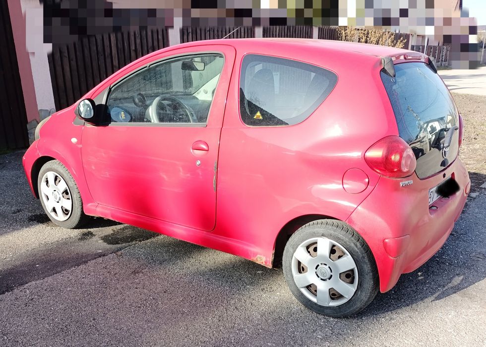Vând Toyota Aygo