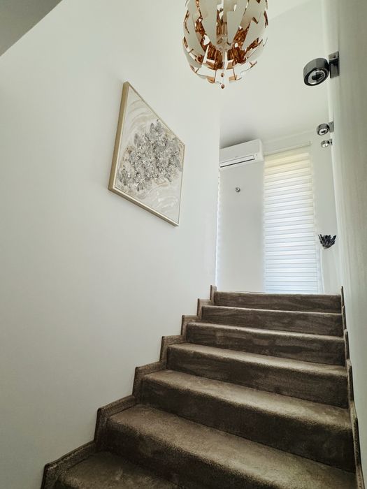 Casă modernă P+M, construcție nouă – confort, spațiu și liniște / Pecica