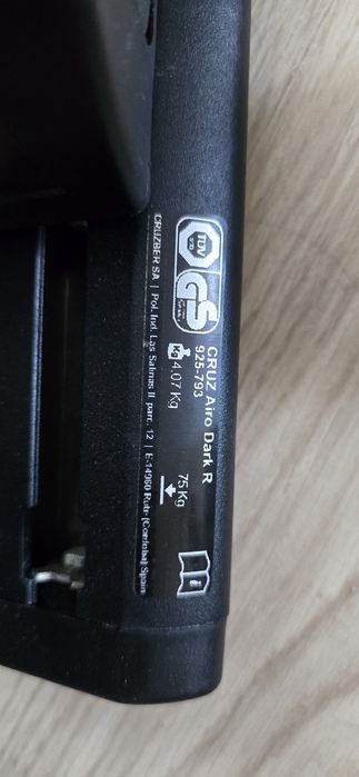 Багажник греди CRUZ AIRO DARK R BARS