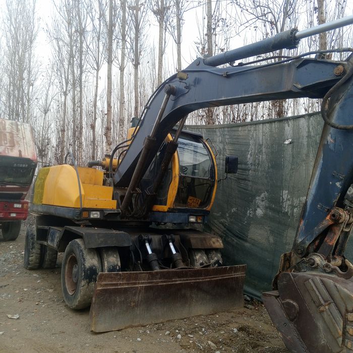 Екскаватор самсунг 132