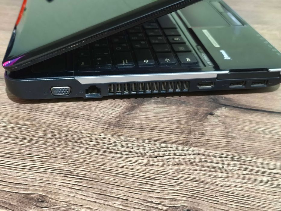 ноутбук Fujitsu AH531 core i7 2760qm