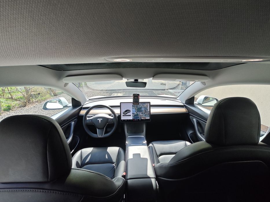 Tesla model 3 dual motor.